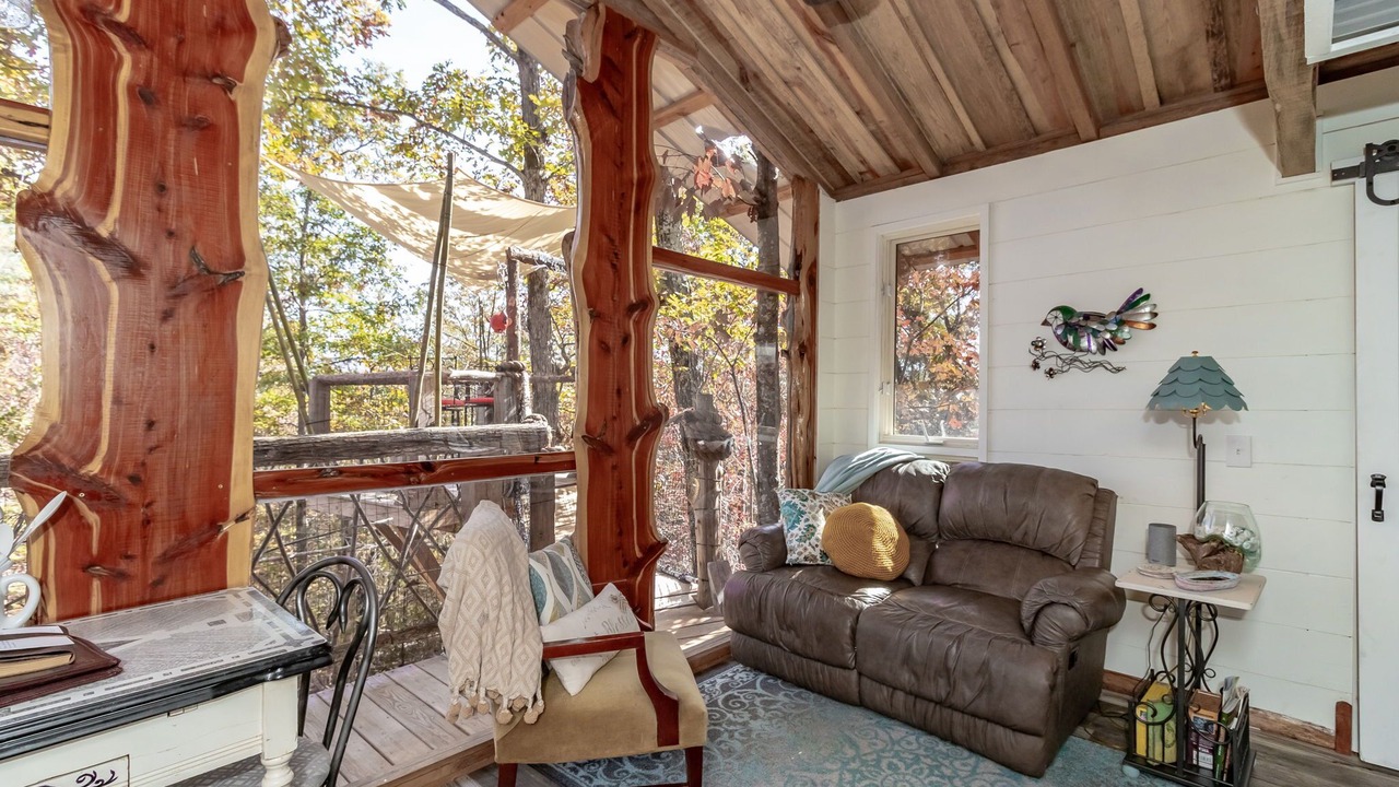 Photo of Livingroom in Trenton
