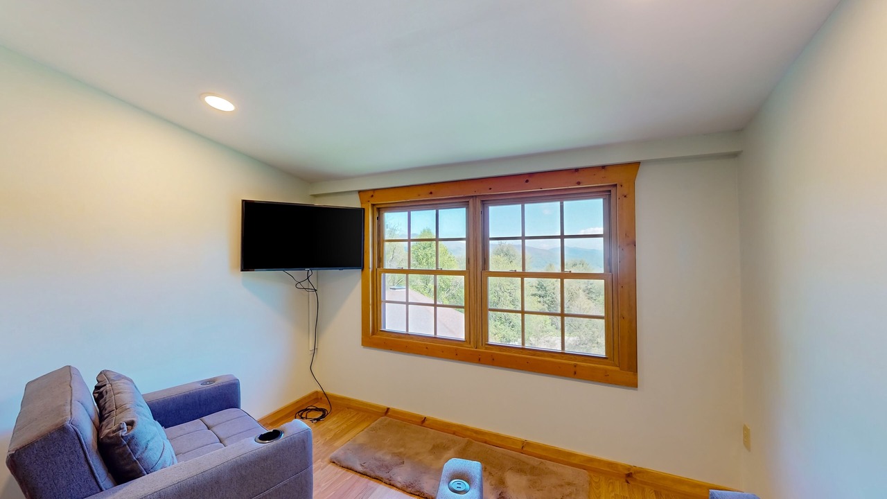Photo of Livingroom in Waynesville