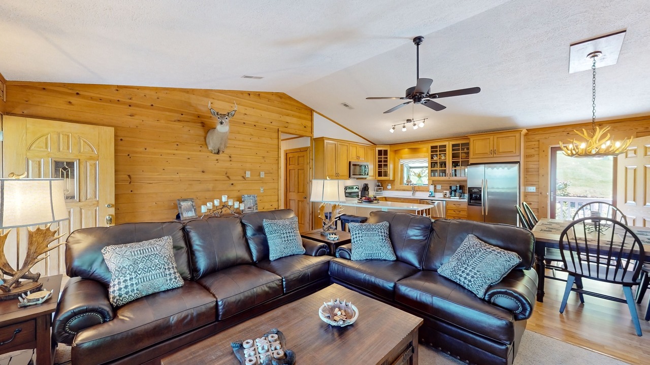 Photo of Livingroom in Waynesville