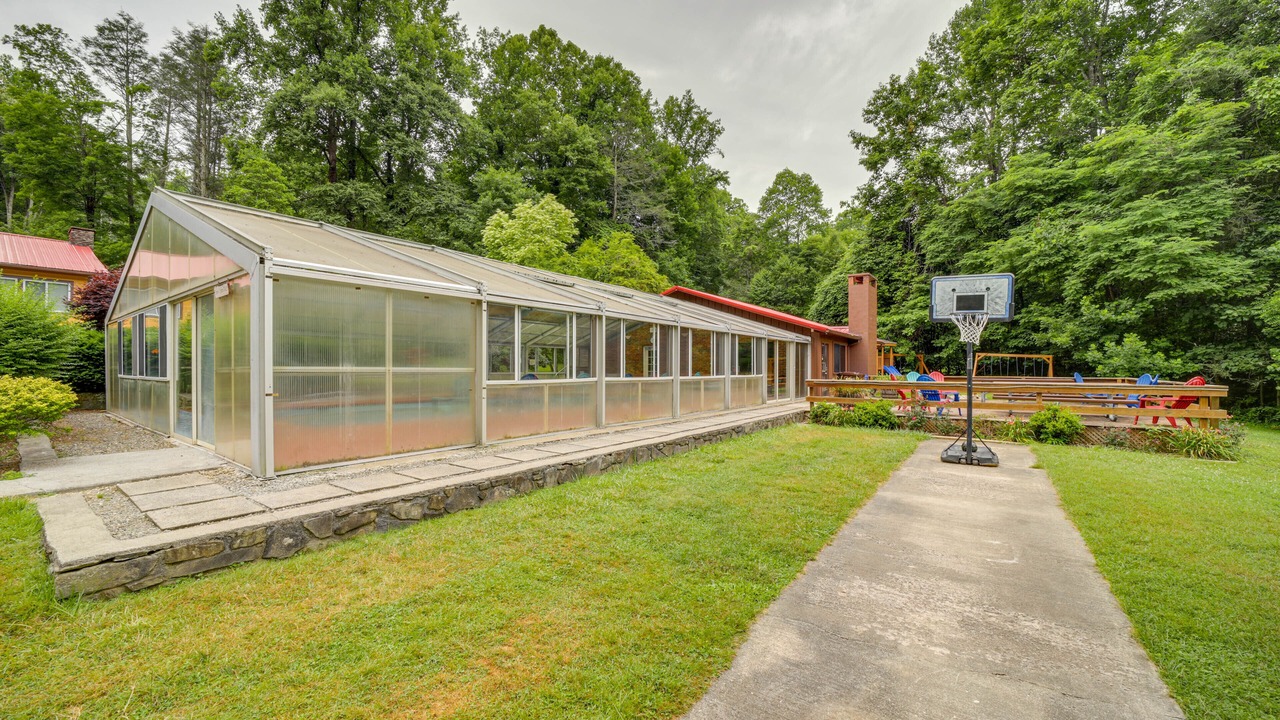 Photo of Outdoor in Maggie Valley