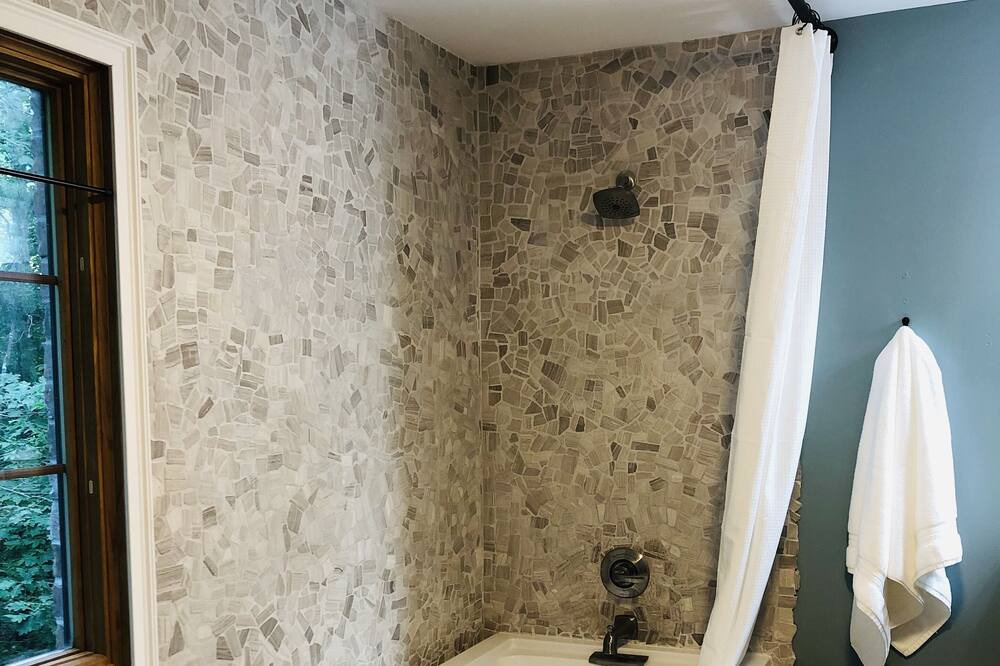 Photo of Bathroom in Salem