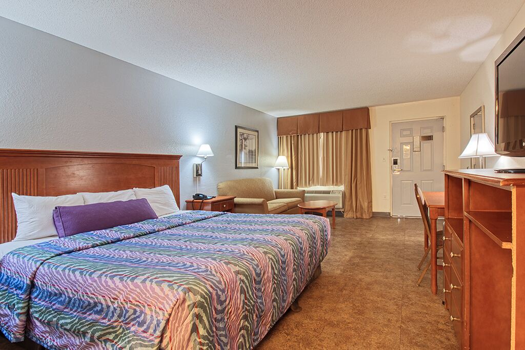Photo of Bedroom in Macon