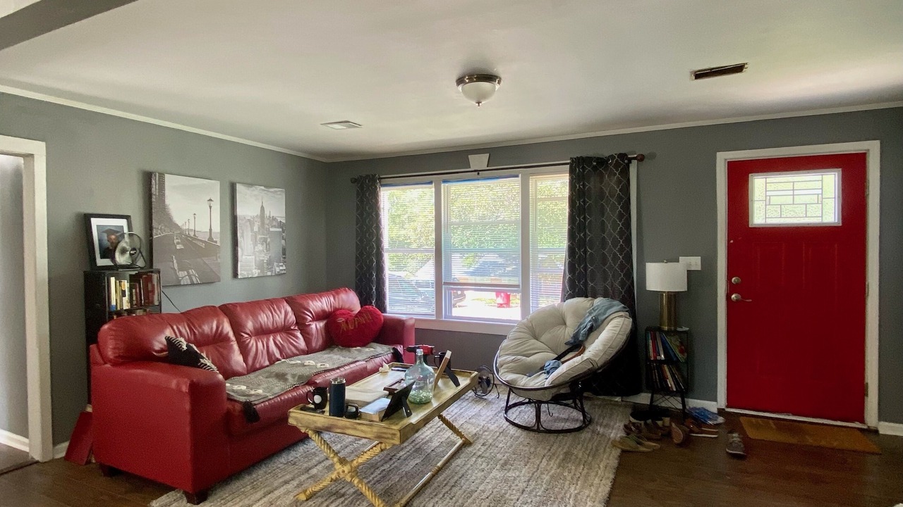 Photo of Livingroom in Macon