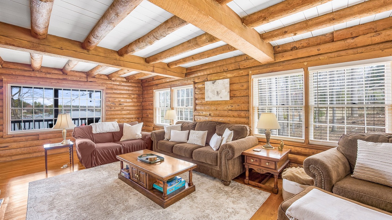 Photo of Livingroom in Mayhew