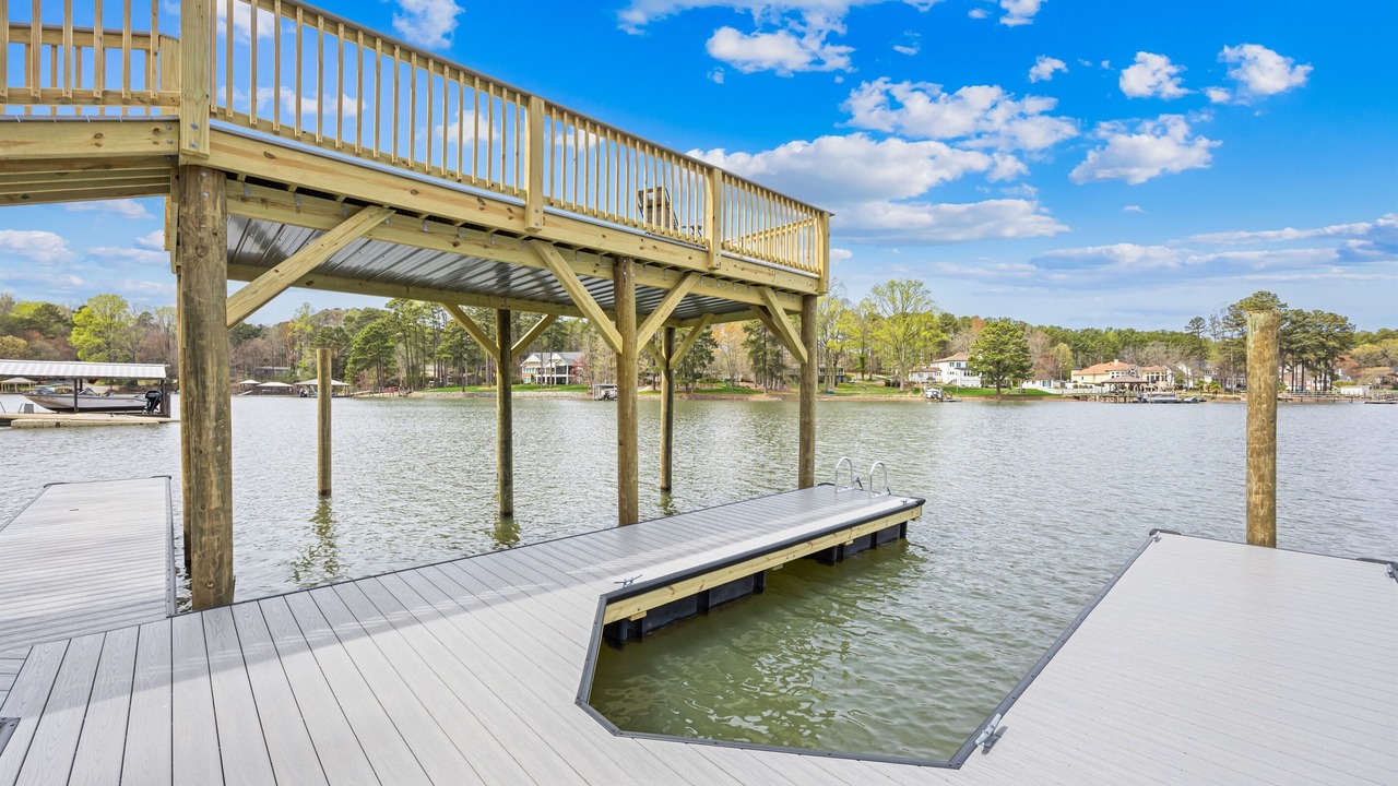 Photo of Outdoor in Mayhew