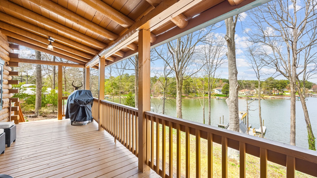 Photo of Outdoor in Mayhew