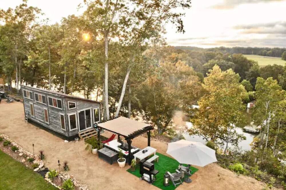 Photo of Outdoor in Rogersville