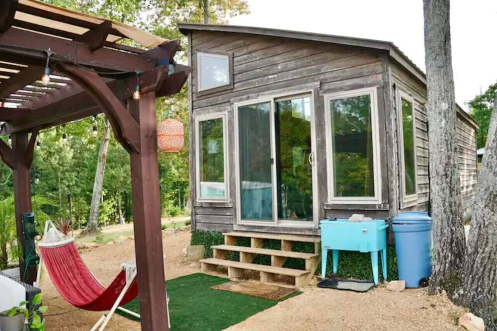 Photo of Outdoor in Rogersville
