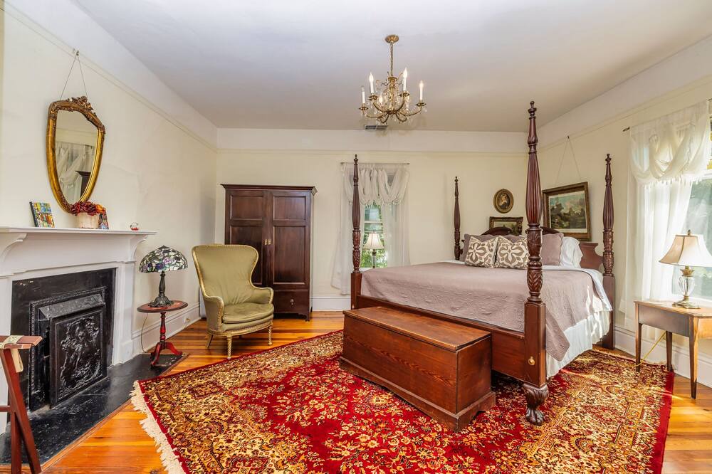 Photo of Bedroom in Senoia