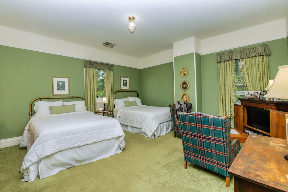 Photo of Bedroom in Senoia
