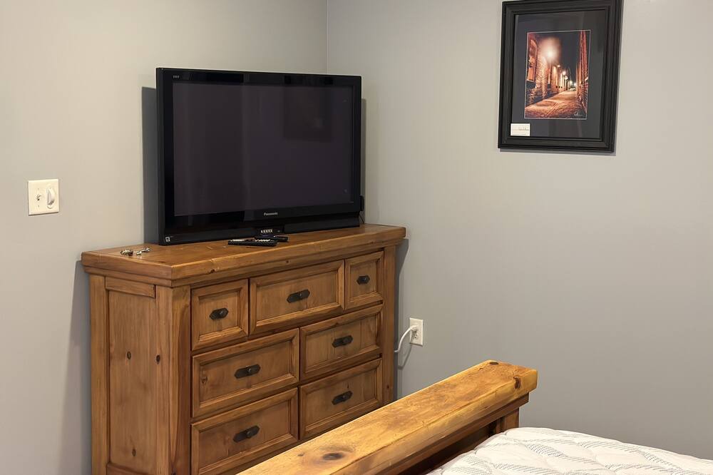 Photo of Bedroom in Summerville