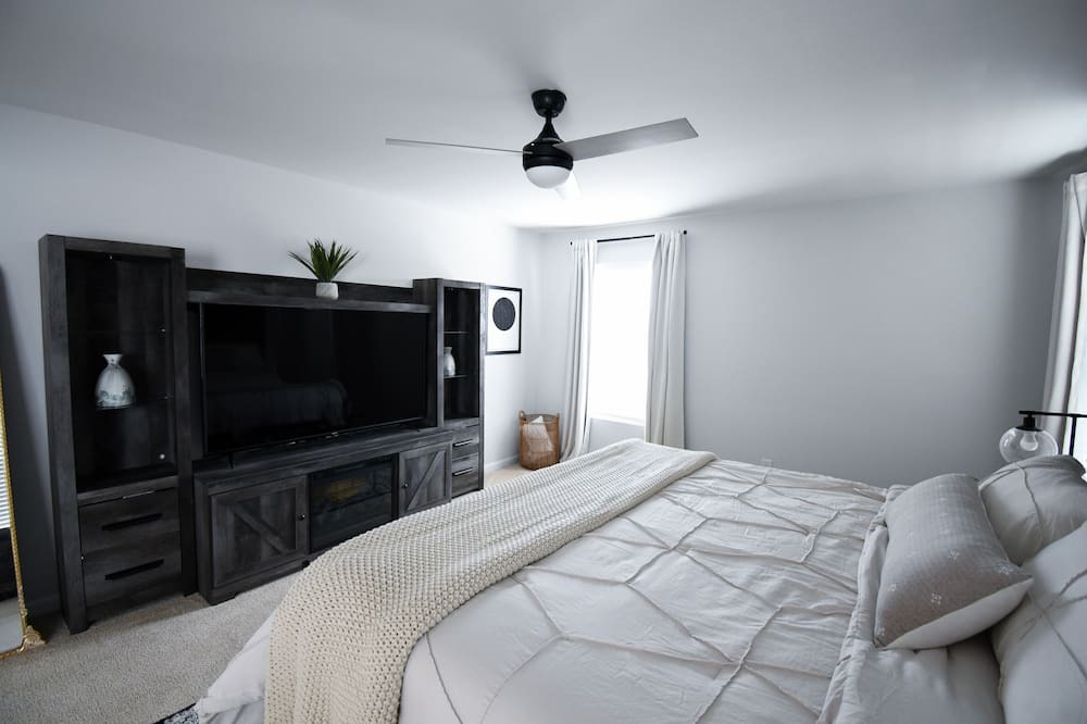 Photo of Bedroom in Grovetown