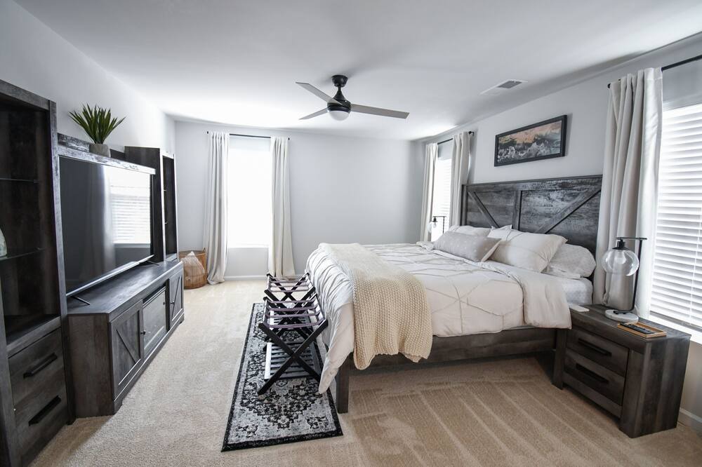 Photo of Bedroom in Grovetown