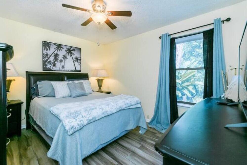 Photo of Bedroom in Arlington