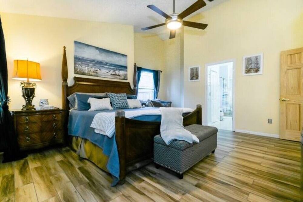 Photo of Bedroom in Arlington