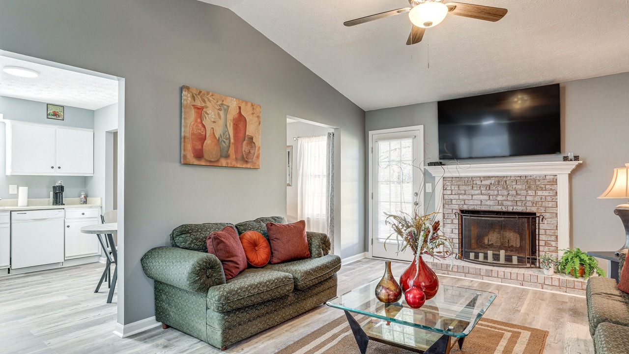 Photo of Livingroom in Decatur