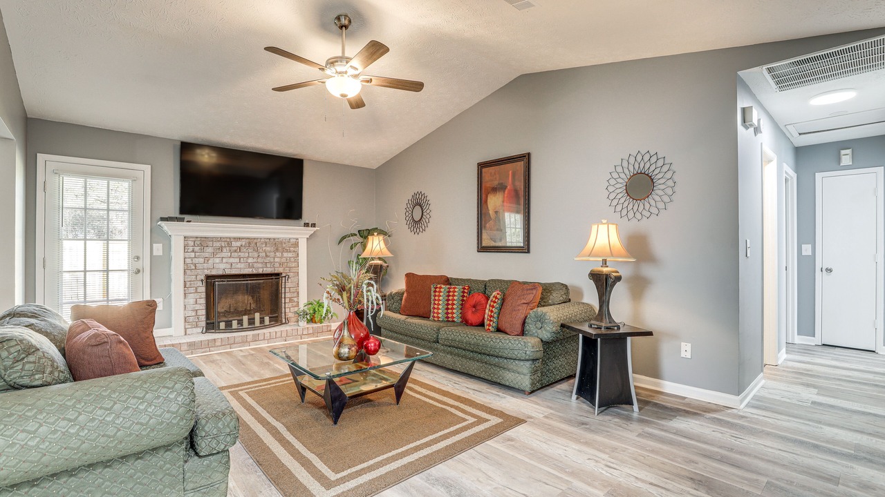 Photo of Livingroom in Decatur