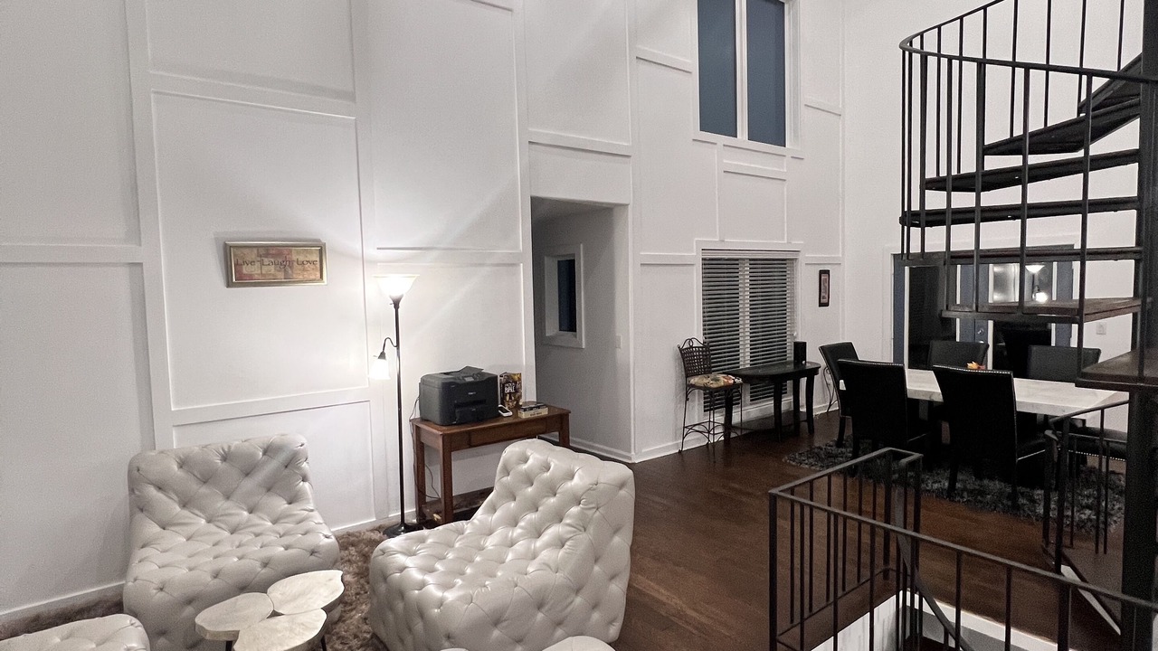 Photo of Livingroom in Carrollton