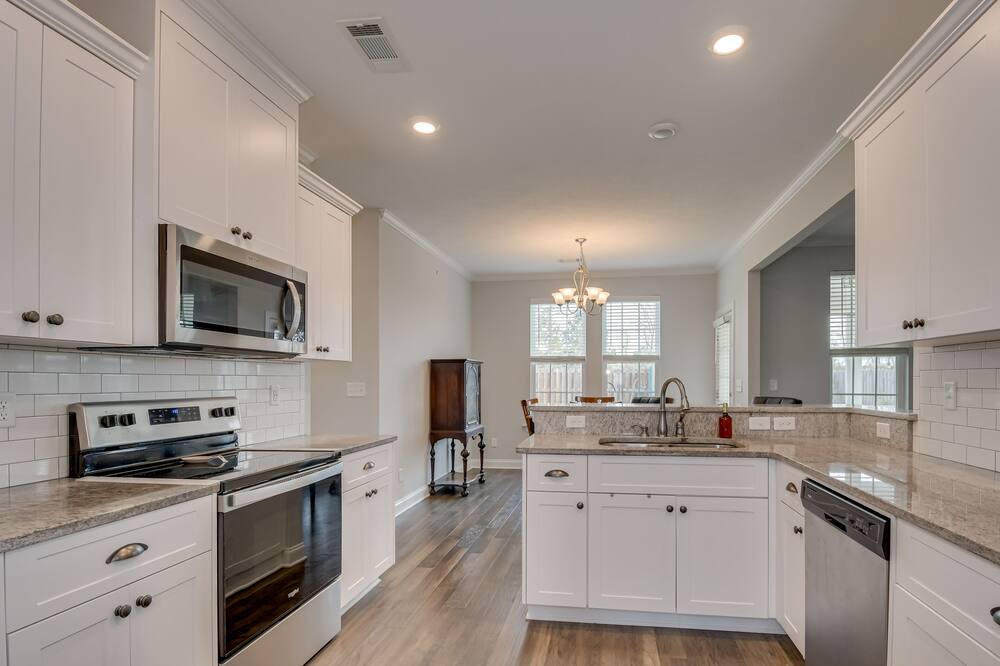 Photo of Kitchen in Canterbury Farms