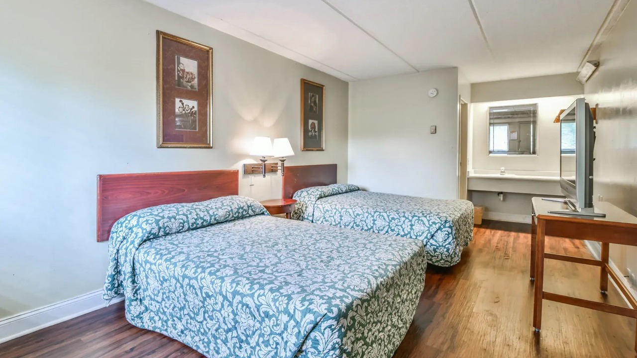 Photo of Bedroom in Macon