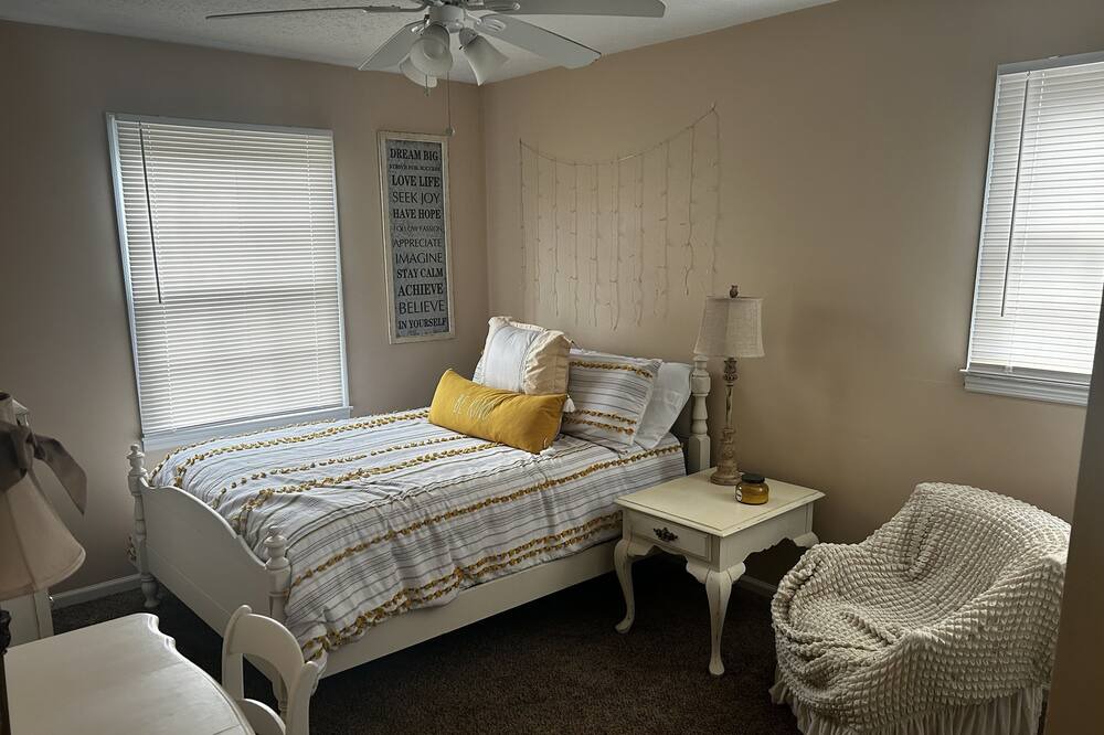 Photo of Bedroom in Phenix City