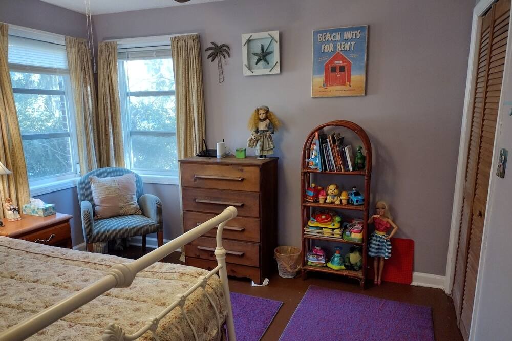 Photo of Bedroom in Dock Junction