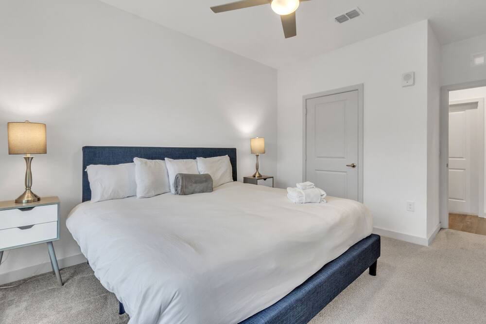 Photo of Bedroom in Arlington