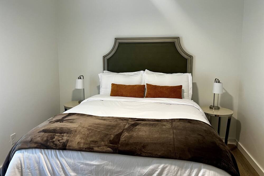 Photo of Bedroom in Perry