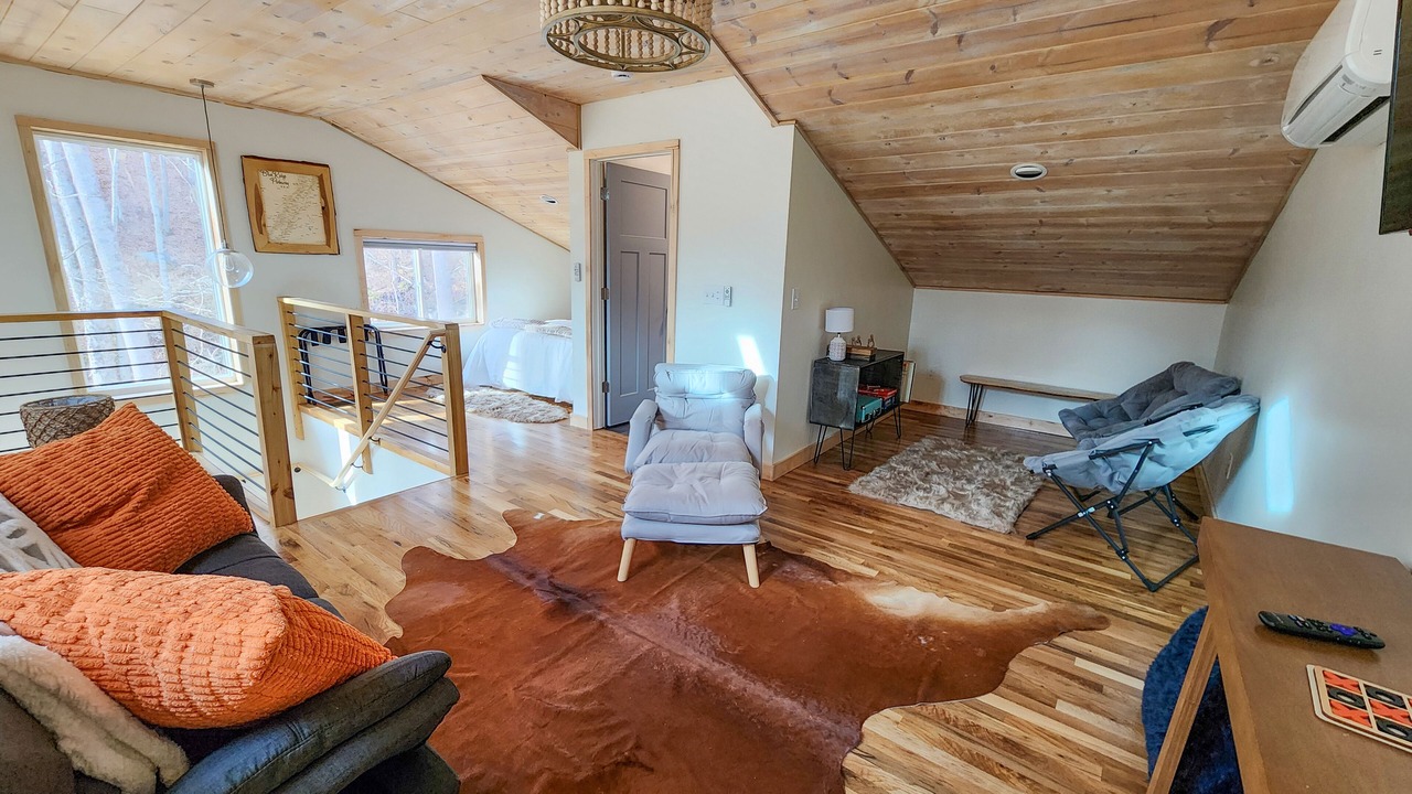 Photo of Livingroom in Waynesville
