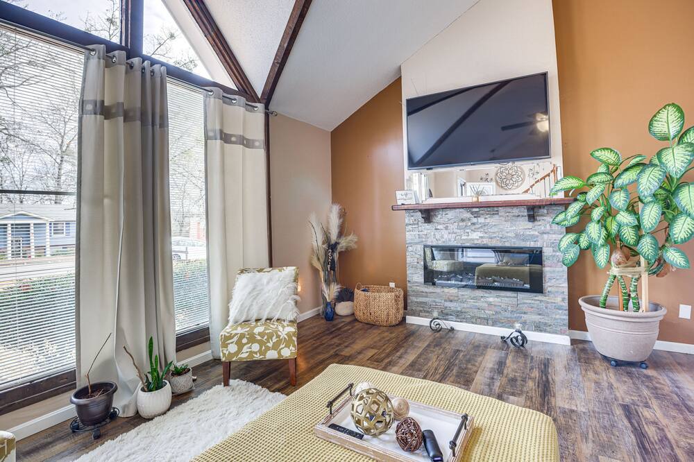 Photo of Livingroom in New Castle