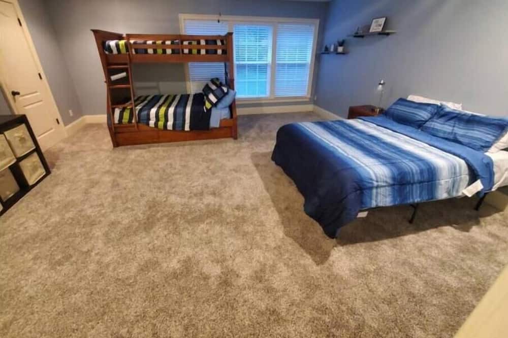 Photo of Bedroom in Tallahassee