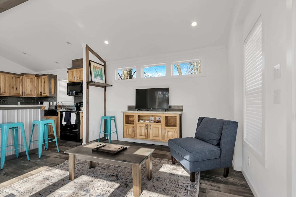 Photo of Bedroom in Owens Cross Roads