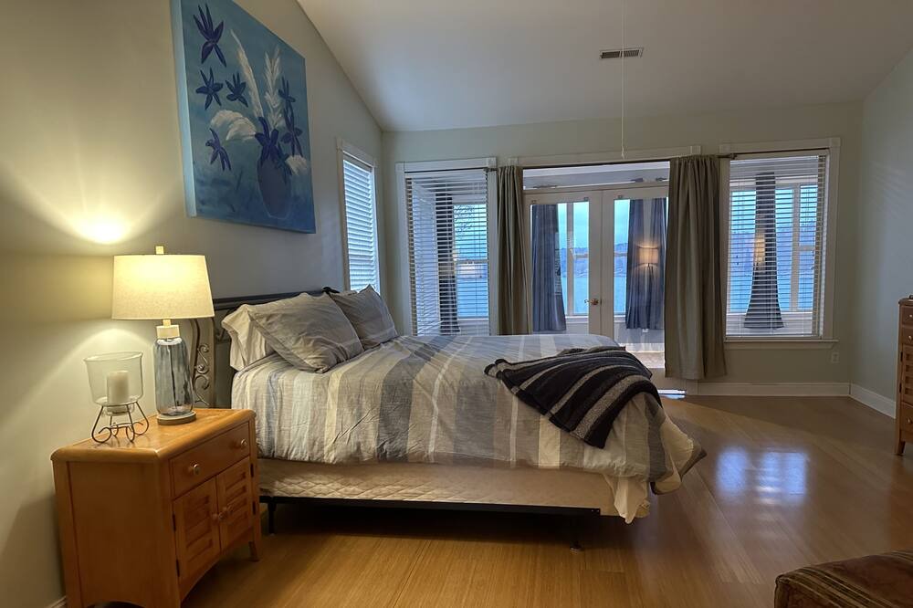 Photo of Bedroom in Crane Hill