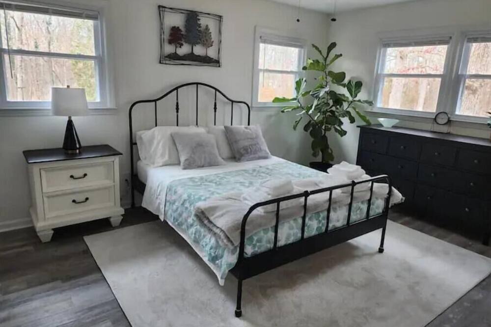 Photo of Bedroom in Wesley Chapel