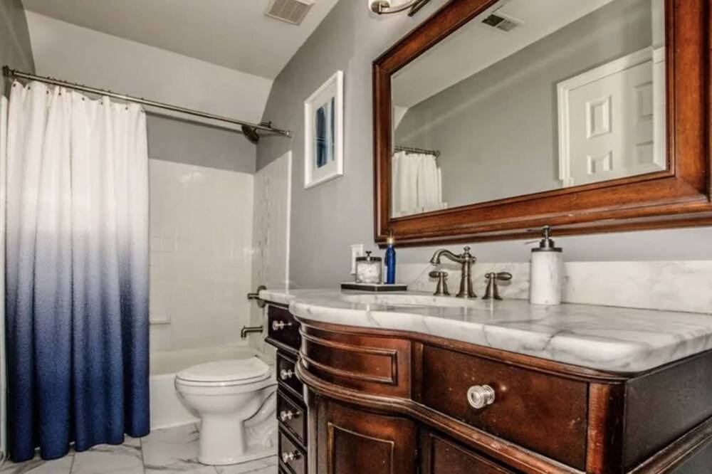 Photo of Bathroom in Mayhew