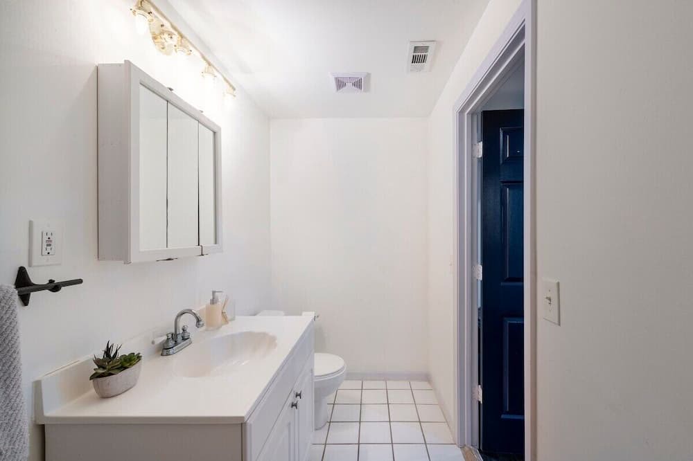 Photo of Bathroom in Marietta
