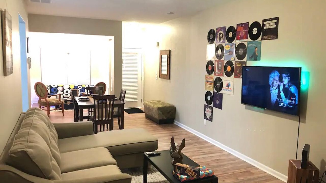 Photo of Livingroom in Riverdale