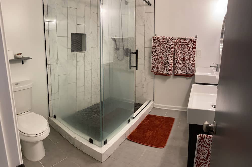 Photo of Bathroom in Gresham Park