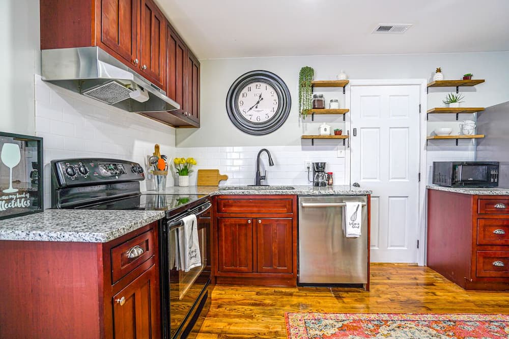 Photo of Kitchen in Laceys Spring