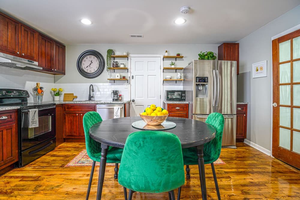 Photo of Kitchen in Laceys Spring