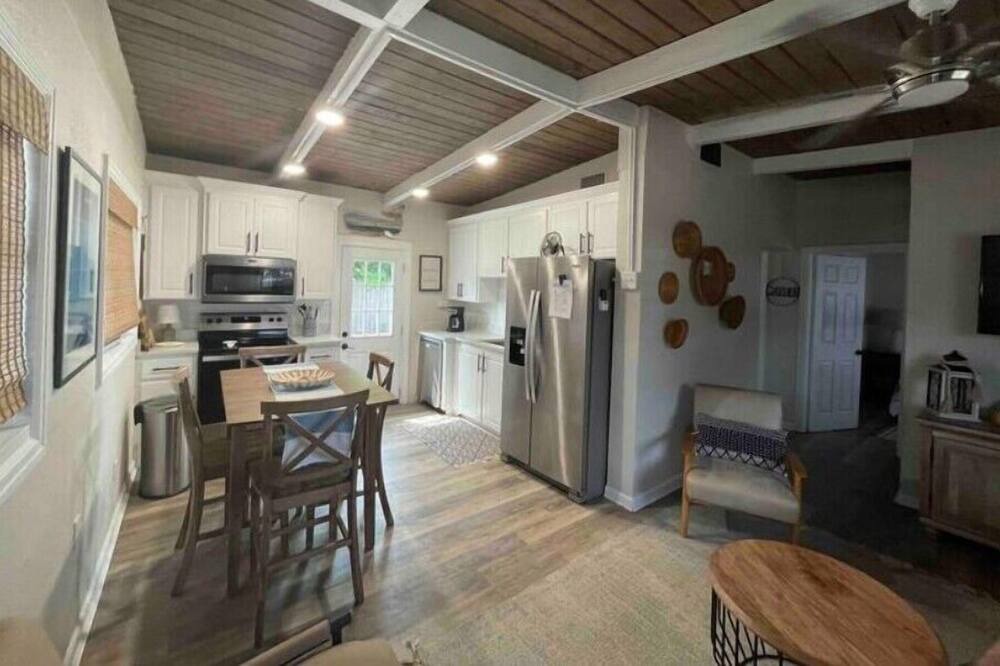 Photo of Kitchen in Laguna Beach