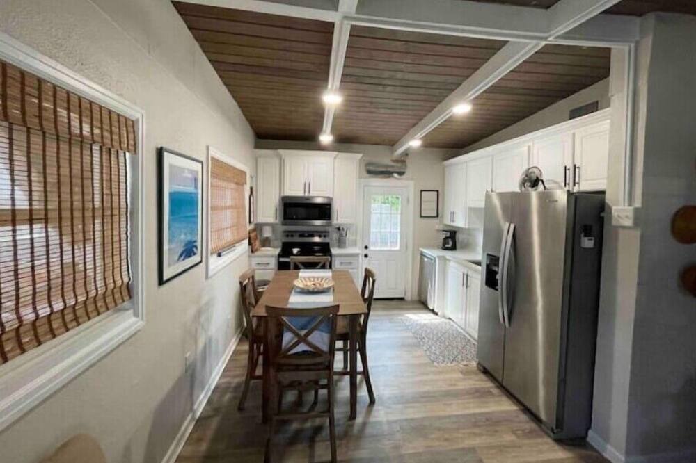 Photo of Kitchen in Laguna Beach