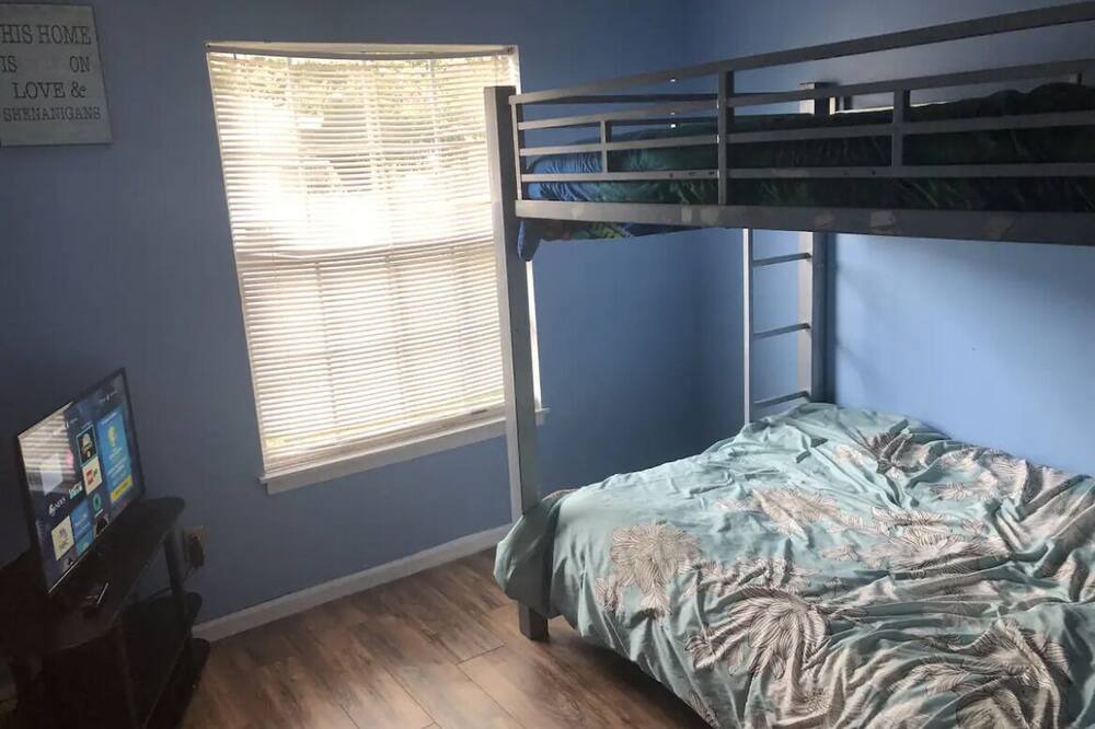 Photo of Bedroom in Northside