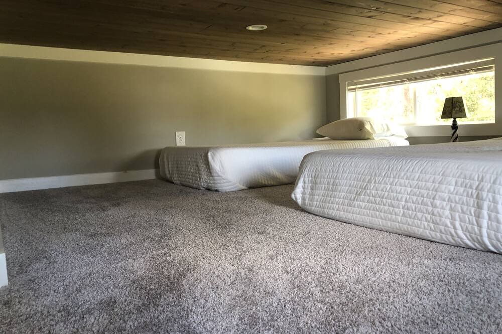 Photo of Bedroom in Summerville