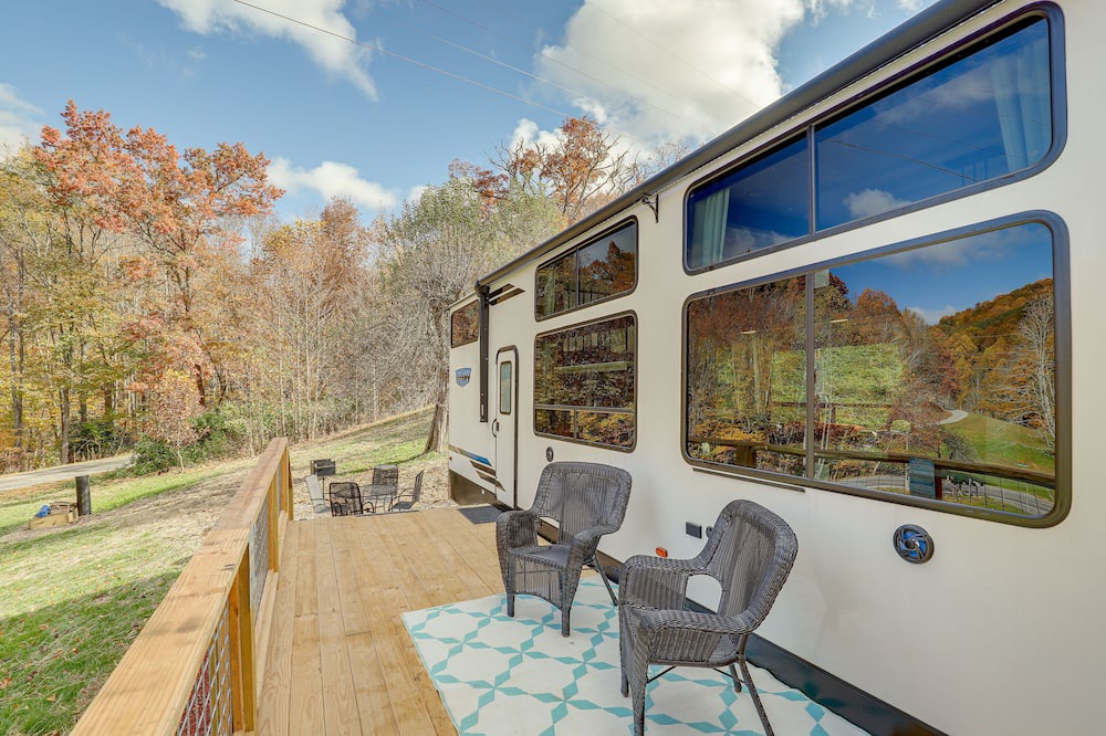 Photo of Patio Balcony in Mars Hill