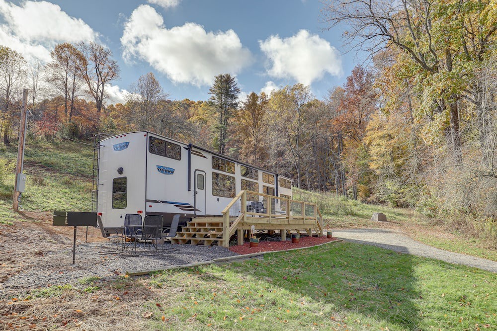 Photo of Outdoor in Mars Hill