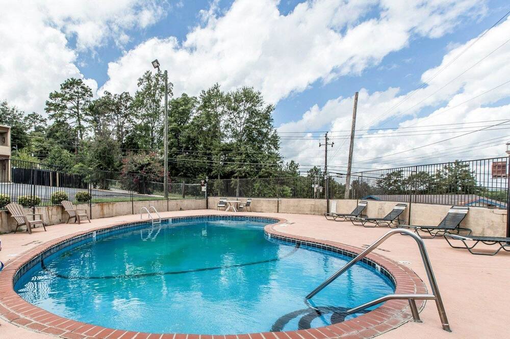 Photo of Outdoor in Macon