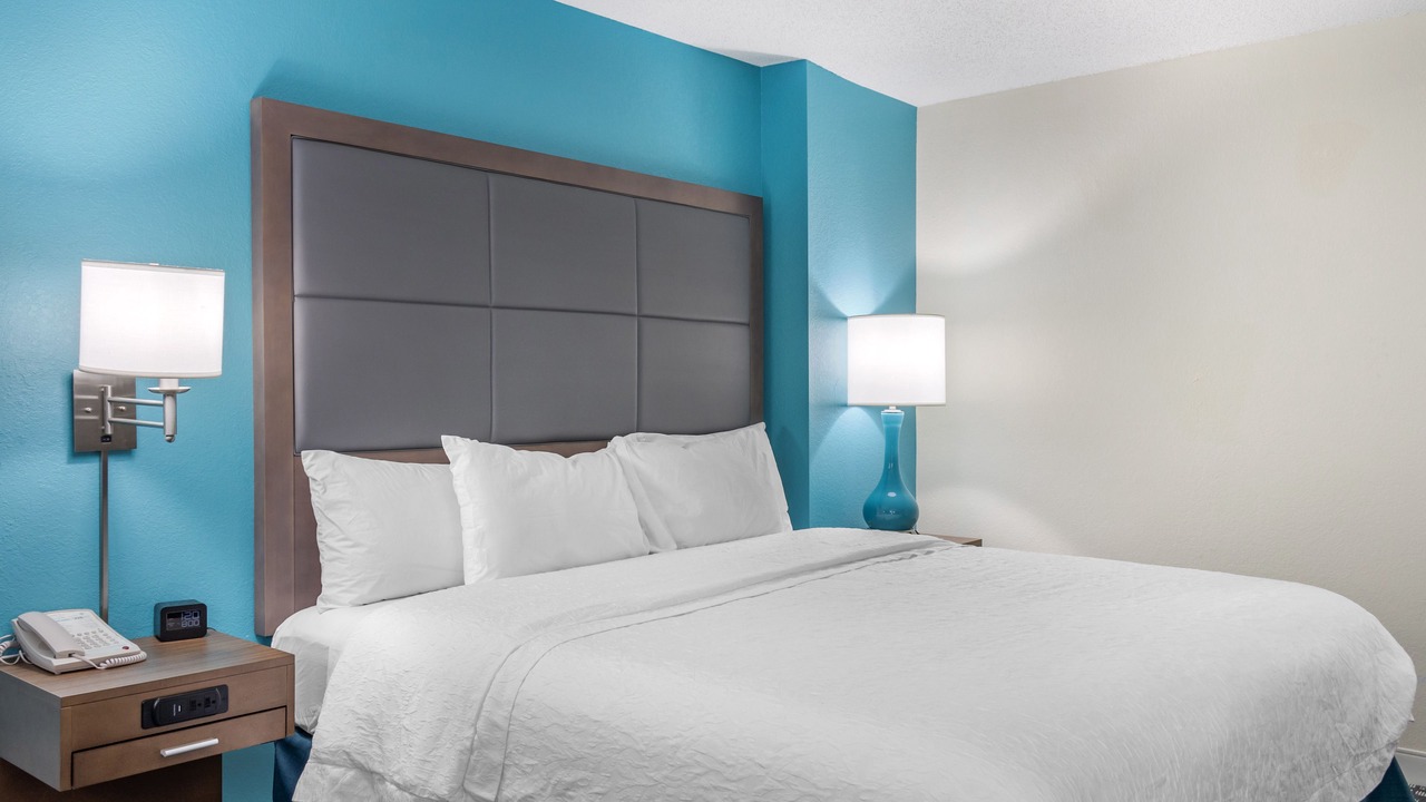 Photo of Bedroom in Adel