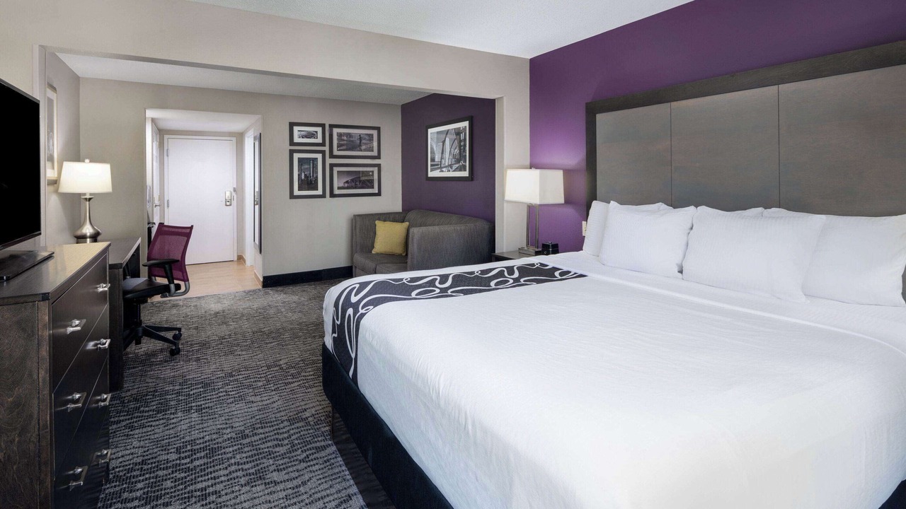 Photo of Bedroom in Town Center