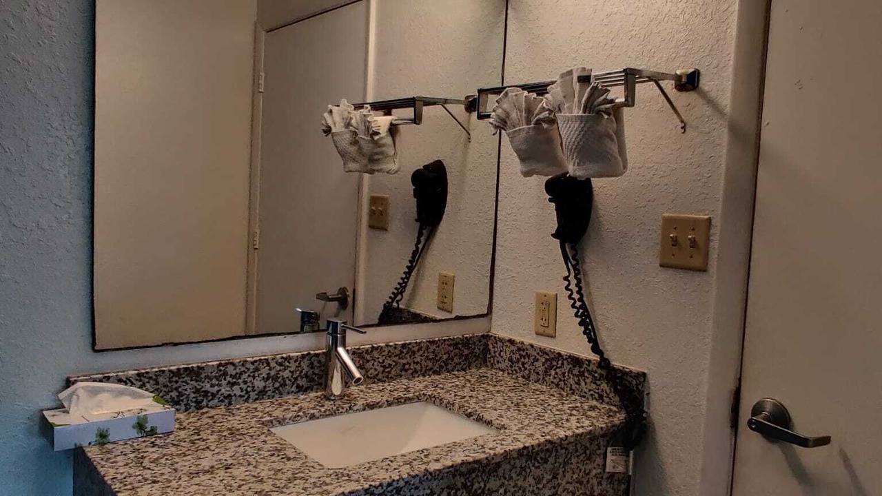 Photo of Bedroom in MacClenny